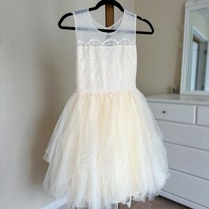 Trish Scully Formal Lace and Tulle Dress Girl's Size 12